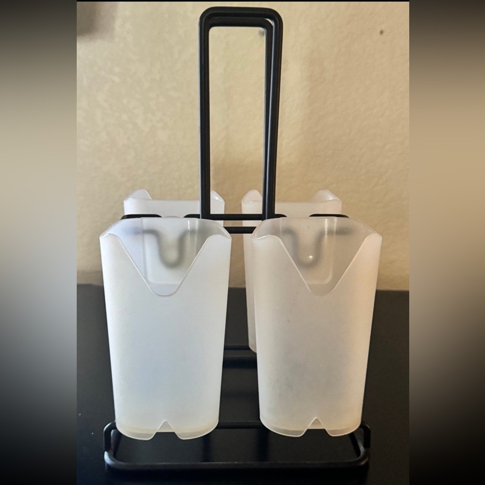 Utensils Carry all Metal Caddy with Plastic Holders